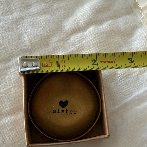 Stanley Floral Sisters Accessory Box with brass colored “sister”- Pink and Green - Picture 4 of 6